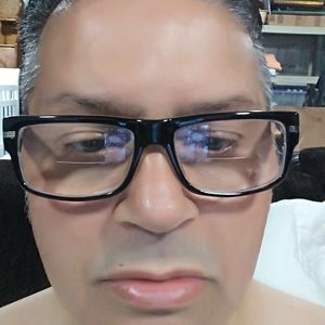 Meet your Posher, Jorge louis